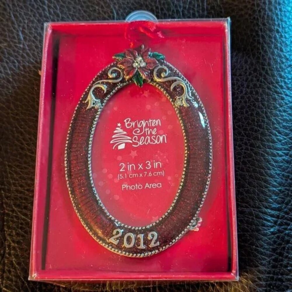 *3 FOR $9* NEW Brighten The Season 2012 Photo Frame Ornament Pewter Christmas